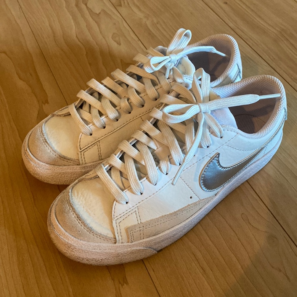 The Nike Blazer Low '77  for kids